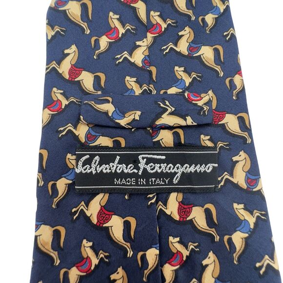 Salvatore Ferragamo 100% Silk Tie Necktie Dark Navy Horse Print Made in Italy‎ - Picture 3 of 8